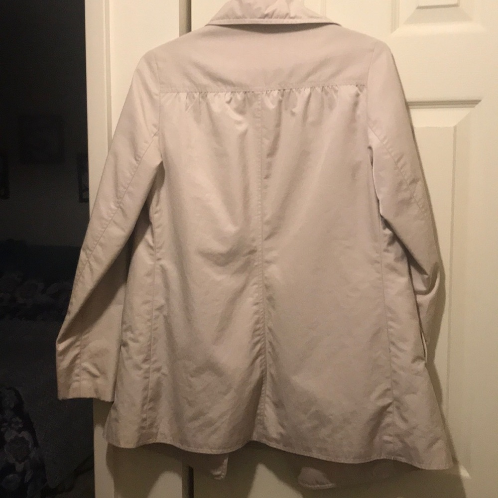 Cream Fall/Spring coat - Picture 2 of 2